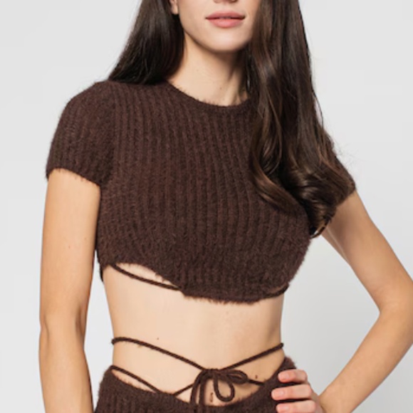 Carli Bybel X Missguided NWT Chocolate fluffy knit backless Tie Top Size 6 - Picture 1 of 9